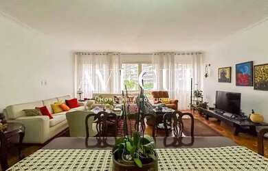 Imagem: O apartamento possui 3 Dormitórios, 2 Banheiros, 1 Vaga na