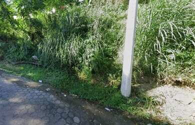 Imagem: O terreno possui 480m² de Área e está localizado em Saco