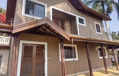 Imagem: A chácara possui 2.000m² de Área e está localizado em Freitas