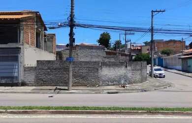 Imagem: O terreno possui 200m² de Área e está localizado em Jardim