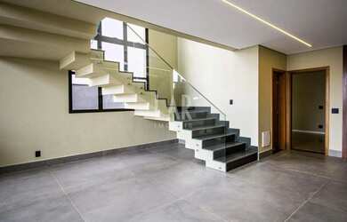 Imagem 3: Casa em Condomínio à venda, 4 quartos, 3 suítes, 4 vagas, Alphaville...