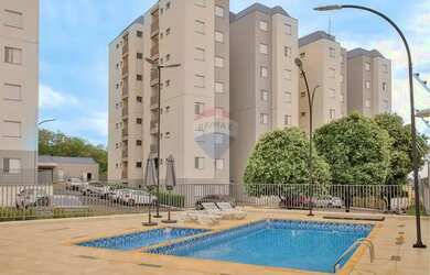 Imagem: O apartamento possui 3 Dormitórios, 2 Banheiros, 1 Vaga na