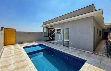 Imagem: A casa em condomínio possui 3 Dormitórios, 4 Banheiros, 2