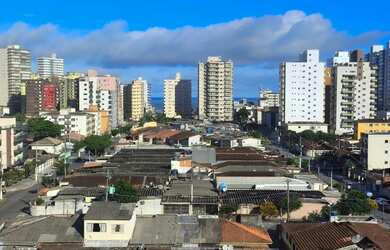 Imagem: O apartamento possui 1 Dormitório, 1 Banheiro, 1 Vaga na garagem