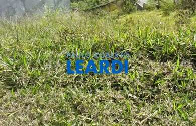 Imagem: O terreno à venda possui e está localizado em Jardim Imperial