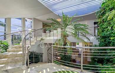 Imagem: A casa em condomínio possui 3 Dormitórios, 5 Banheiros, 2