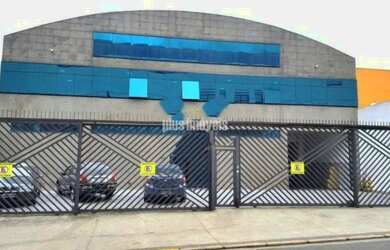 Imagem: O depósito possui 5 Vagas na garagem e 1234m² de Área e está