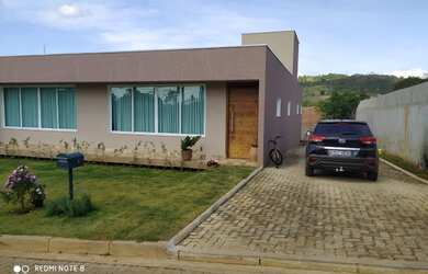 Imagem: A casa em condomínio possui 3 Dormitórios, 5 Banheiros, 5