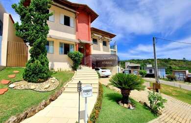 Imagem: A casa em condomínio possui 3 Dormitórios, 5 Banheiros, 4