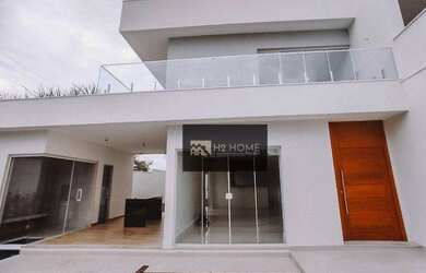 Imagem: A casa em condomínio possui 5 Dormitórios, 5 Banheiros, 360m²