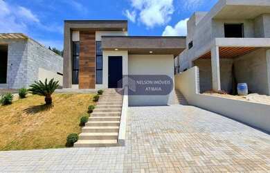 Imagem: A casa em condomínio possui 3 Dormitórios, 3 Banheiros, 2