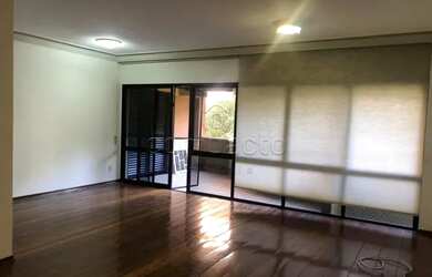 Imagem: O apartamento possui 4 Dormitórios, 3 Banheiros, 2 Vagas na