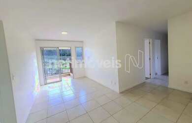 Imagem: O apartamento possui 3 Dormitórios, 3 Banheiros, 2 Vagas na