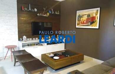 Imagem: A casa em condomínio possui 3 Dormitórios, 1 Banheiro, 2 Vagas