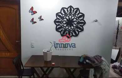 Imagem: A casa possui 3 Dormitórios, 2 Banheiros, 2 Vagas na garagem