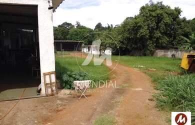 Imagem: O depósito possui 5 Vagas na garagem, 800m² de Área e está