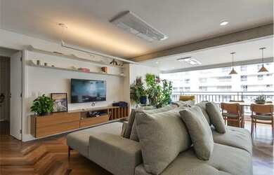 Imagem: O apartamento possui 3 Dormitórios, 4 Banheiros, 4 Vagas na