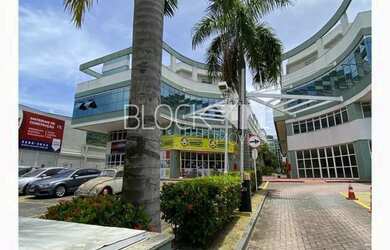 Imagem: O depósito possui 1 Vaga na garagem, 93m² de Área e está