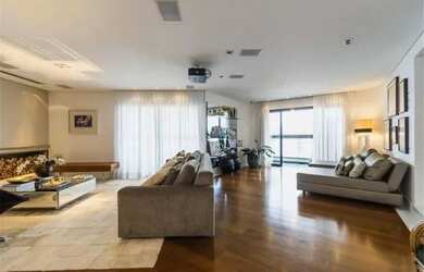 Imagem: O apartamento possui 4 Dormitórios, 5 Banheiros, 4 Vagas na