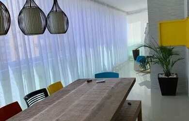 Imagem: O apartamento possui 3 Dormitórios, 3 Banheiros, 2 Vagas na