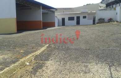 Imagem: O depósito para alugar possui 5 Vagas na garagem e 1000m²