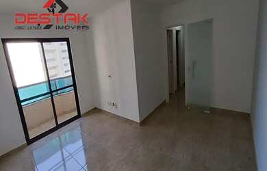 Imagem: O apartamento possui 3 Dormitórios, 2 Banheiros, 2 Vagas na