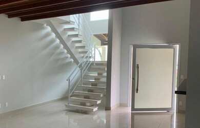 Imagem 10: Itupeva - Casa Padrão -. Piscina, Churrasqueira, VarandaeÁrea de serviço