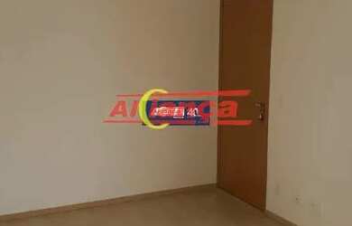 Imagem: O apartamento e possui 2 Dormitórios, Suítes, 1 Banheiro