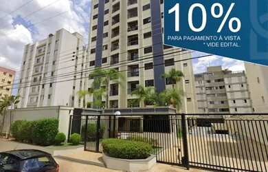 Imagem: O apartamento possui 2 Dormitórios, 2 Banheiros, 82m² de Área