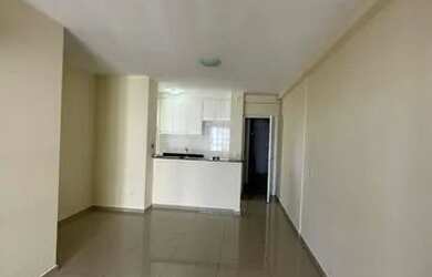 Imagem: O apartamento possui 2 Dormitórios, 2 Banheiros, 2 Vagas na