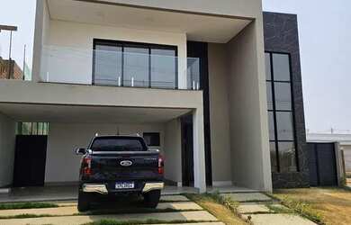 Imagem: A casa em condomínio possui 4 Dormitórios, 4 Banheiros, 2