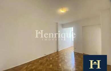 Imagem: O apartamento possui 2 Dormitórios, 2 Banheiros, 75m² de Área