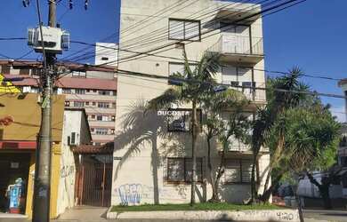 Imagem: O apartamento possui 2 Dormitórios, 2 Banheiros, 75m² de Área