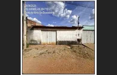 Imagem: A casa possui 2 Dormitórios, 1 Banheiro e 250m² de Área e