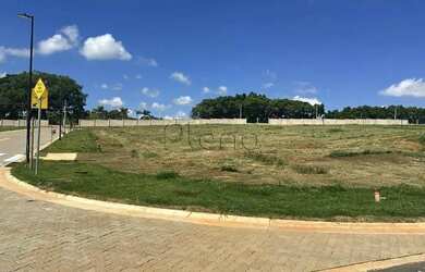 Imagem: O terreno possui 466m² de Área e está localizado em Jardim