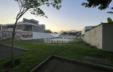 Imagem: O terreno possui 1.001m² de Área e está localizado em Barra