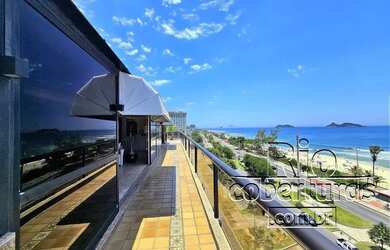 Imagem: O apartamento na cobertura à venda possui 4 Dormitórios, 5