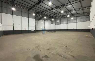 Imagem 3: Galpão para aluguel com Docas com 1400 m² no Jardim das Alterosas