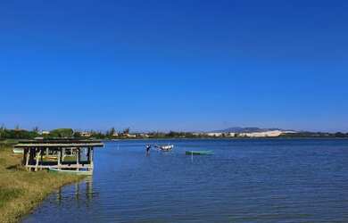 Imagem 14: Casa Beira da Lagoa no Condomínio Maranata III com Deck/Pier privado