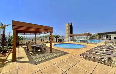 Imagem: O apartamento possui 4 Dormitórios, 3 Banheiros, 3 Vagas na