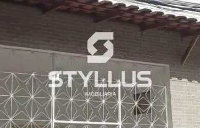 Imagem: A casa possui 2 Dormitórios, 3 Banheiros, 1 Vaga na garagem