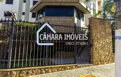 Imagem: O apartamento possui 3 Dormitórios, 2 Banheiros, 3 Vagas na