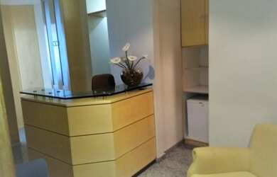 Imagem: O depósito possui 1 Vaga na garagem, 30m² de Área e está