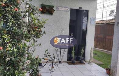 Imagem: A casa em condomínio possui 3 Dormitórios, 1 Banheiro, 1 Vaga