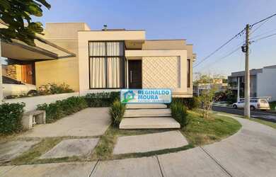 Imagem: A casa em condomínio possui 3 Dormitórios, 5 Banheiros, 3