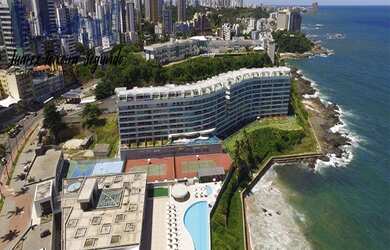 Imagem: O apartamento possui 2 Dormitórios, 2 Banheiros, 2 Vagas na