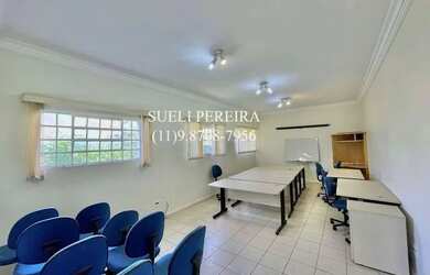 Imagem 15: Casa para venda possui 3 salas 2 salões, 4 banheiros, 10 vagas, em Granja...