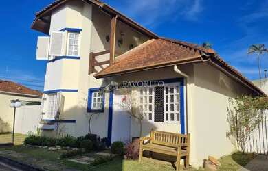 Imagem: A casa em condomínio possui 3 Dormitórios, 3 Banheiros, 2