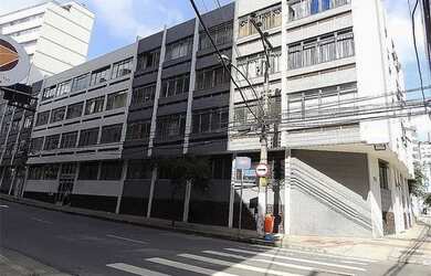 Imagem: O apartamento possui 1 Dormitório, 1 Banheiro, 36m² de Área