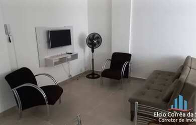 Imagem: O apartamento possui 1 Dormitório, 1 Banheiro, 1 Vaga na garagem